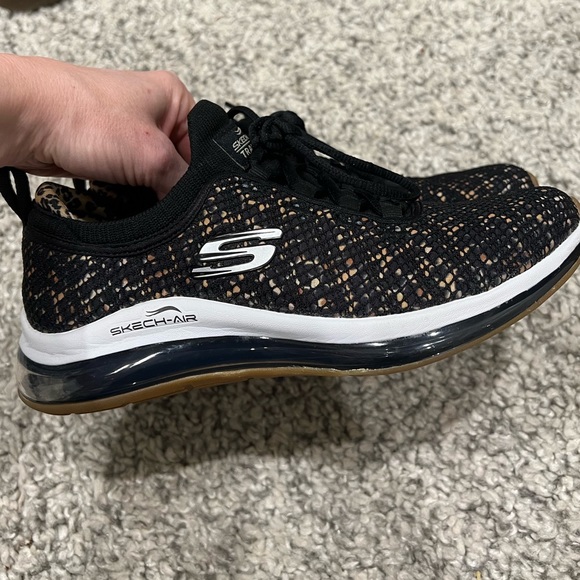 Skechers Women's Skech-Air Element 2.0 Big Energy Sneaker 6 Black leopard print - Picture 9 of 11